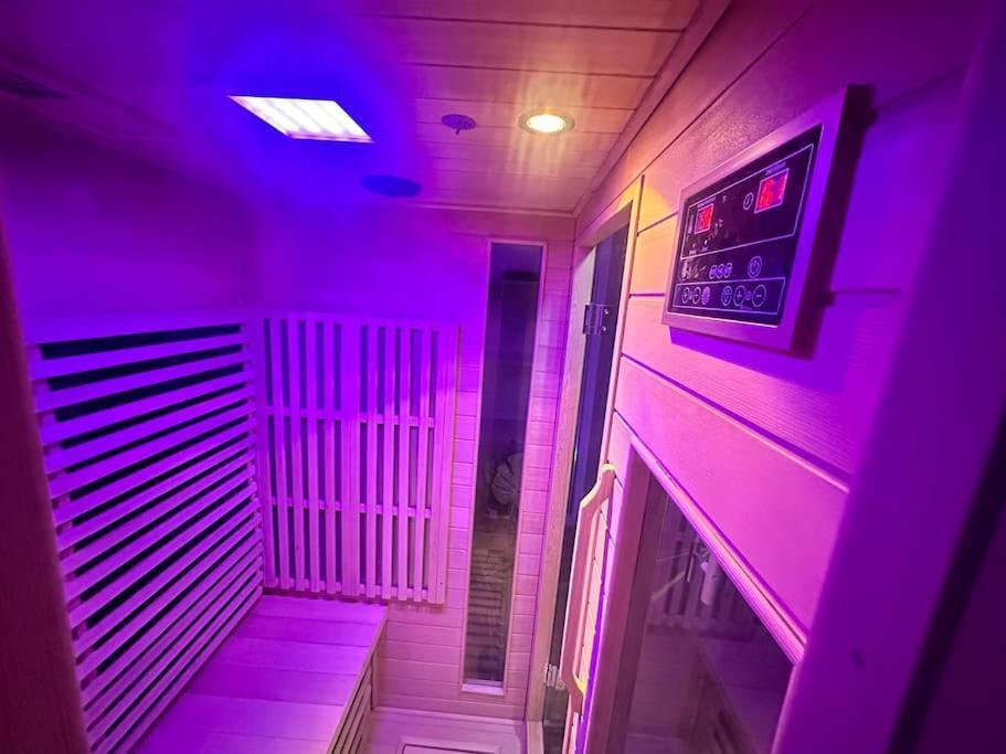 E Servagnat T3 Luxe Avec Sauna Jacuzzi Et Hammam Epernay